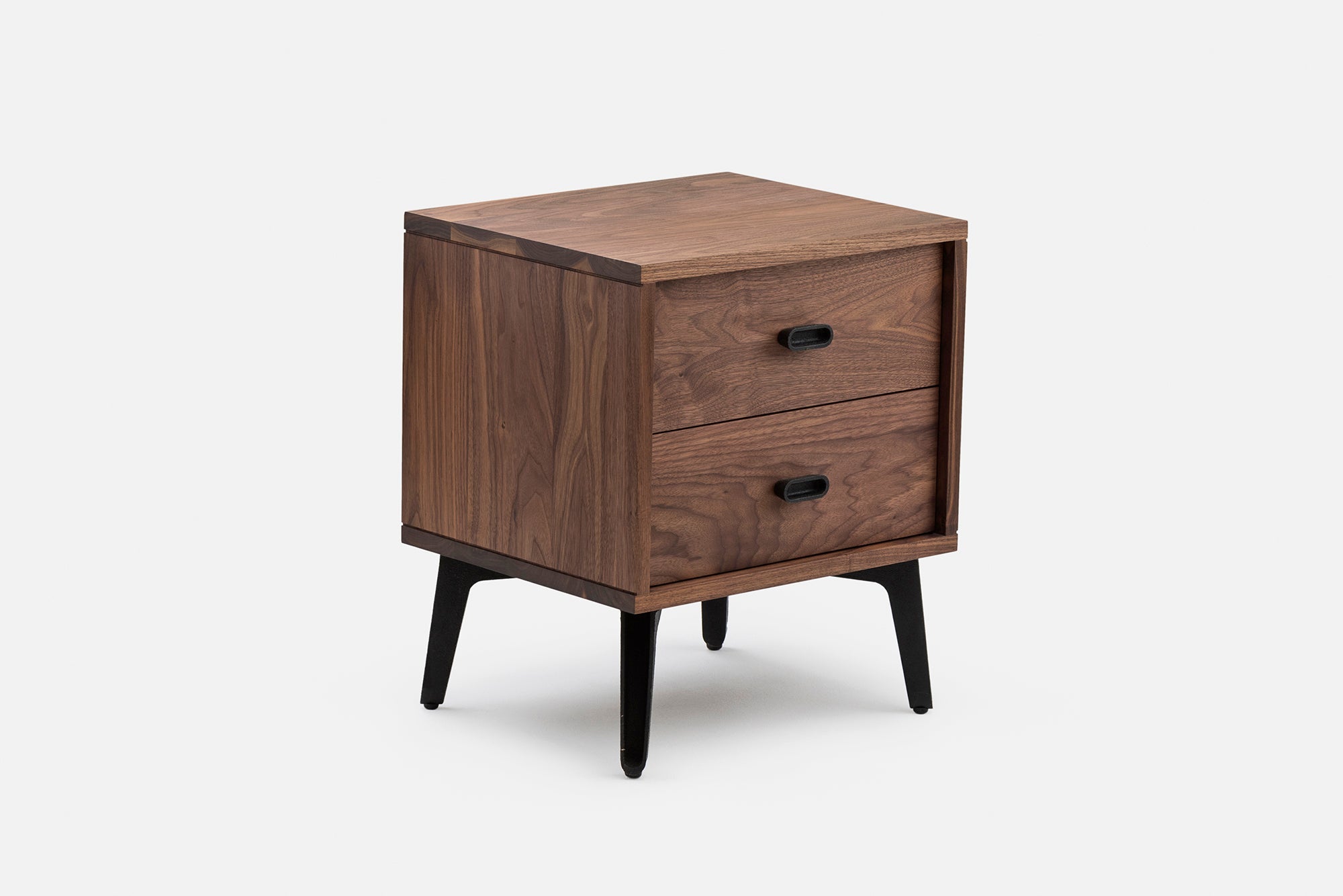 MCQUEEN BEDSIDE CHEST – De La Espada USA