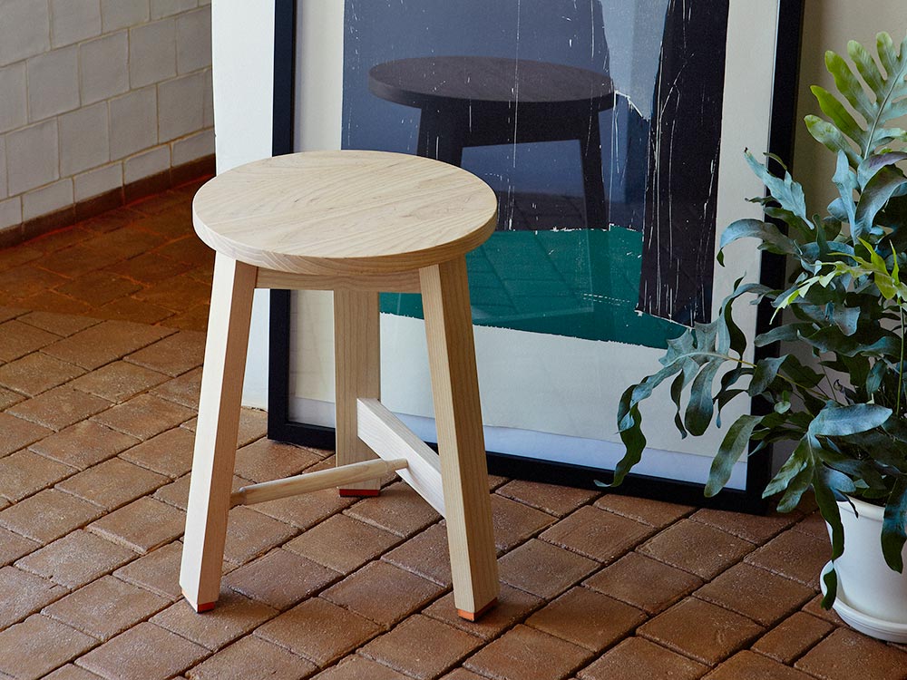 STOOLS