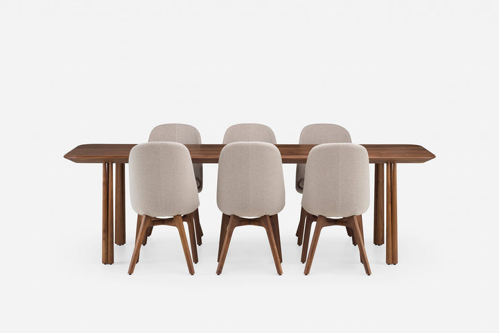 DANISH OILED WALNUT (MODEL: L + SOLO CHAIR IN CODA 2 232)