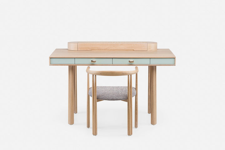 WHITE OILED OAK (+ ELLIOT DRESSING TABLE + ELLIOT CHAIR)