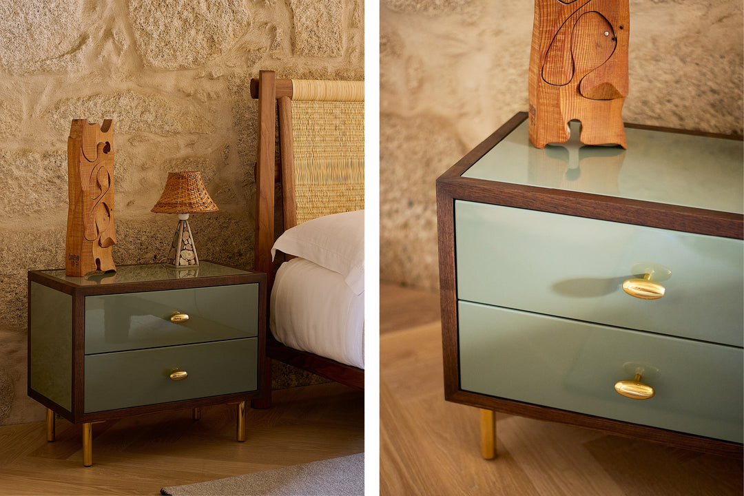 BLACK OILED WALNUT & COVE GLOSS HDF