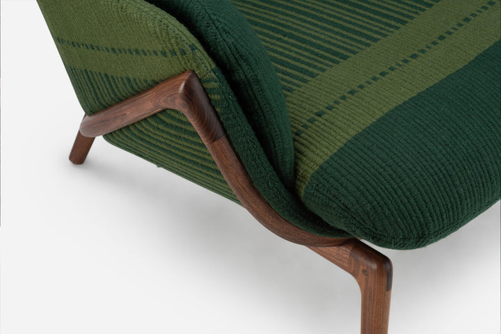 DANISH OILED WALNUT & MANTA LIDO VERDE ESCURO / VERDE TROPA