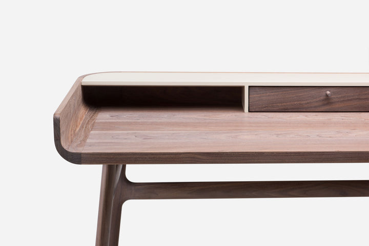 WHITE OILED WALNUT & BONE SATIN MATTE HDF