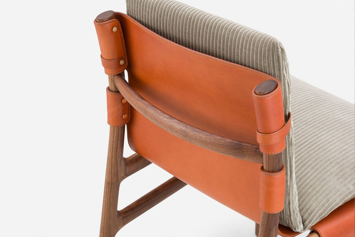 DANISH OILED WALNUT & DARK TAN LEATHER & PHLOX 243