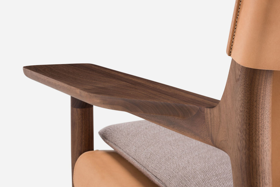 DANISH OILED WALNUT & NATURAL LEATHER & BASE 004