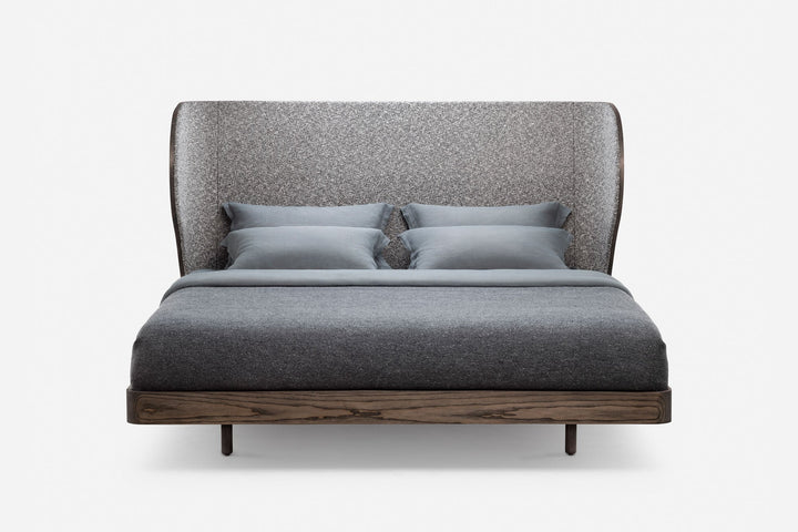 BLACK OILED ASH AND ZERO 004