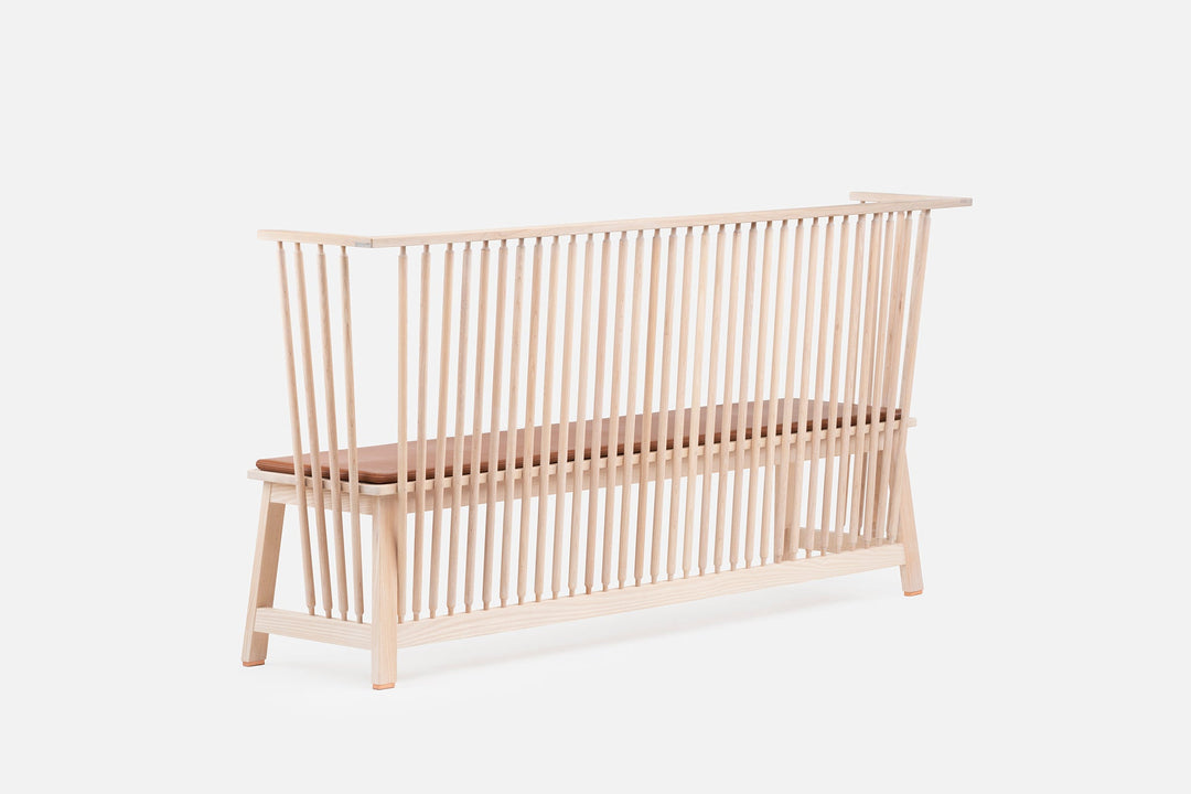 WHITE OILED ASH  (+ OPTIONAL SEAT PAD IN BROWN NATURAL GRAIN LEATHER)