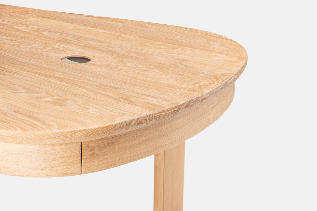 WHITE OILED OAK & BLACK MARQUINA MARBLE