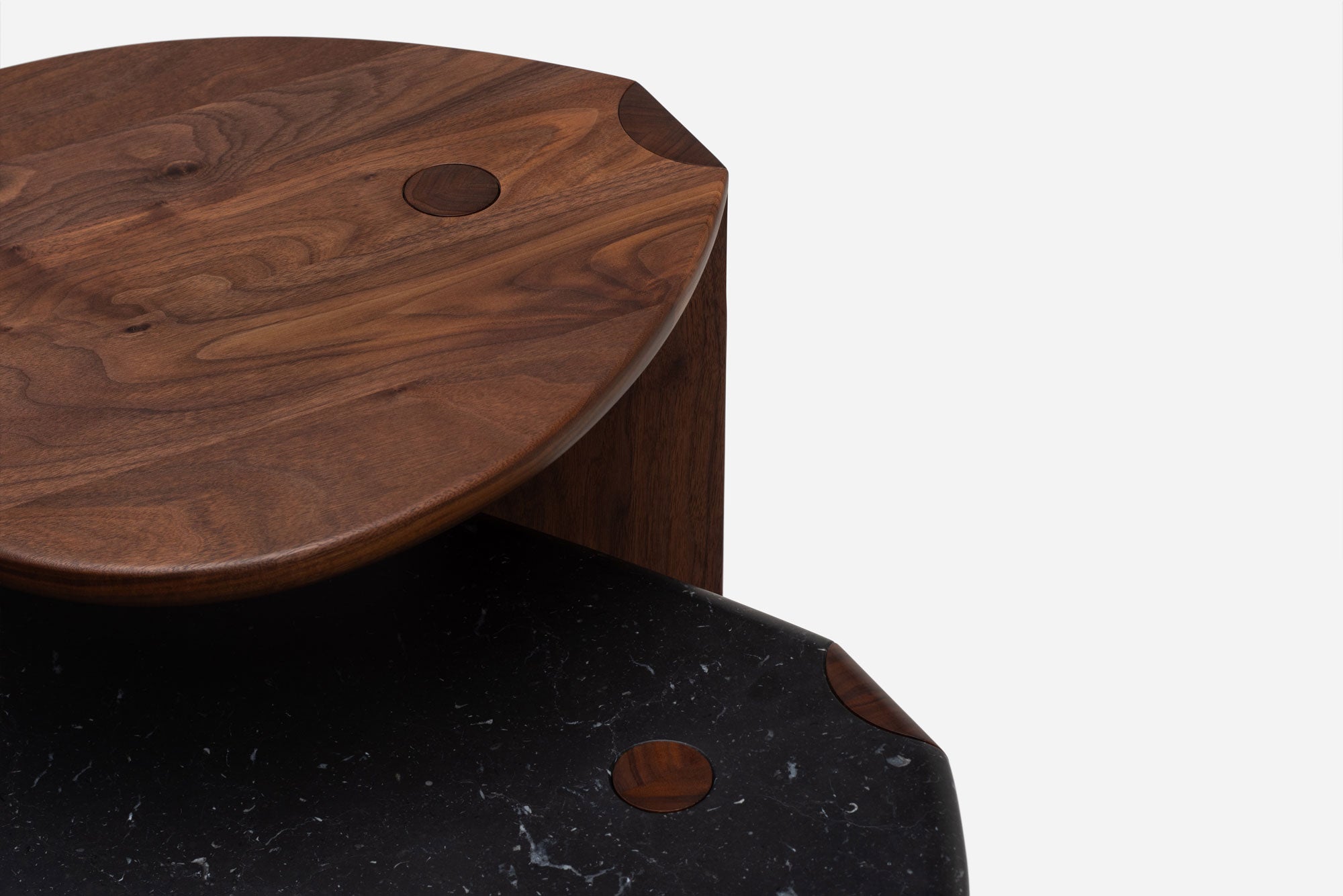 TWENTY-FIVE SIDE TABLE – De La Espada USA