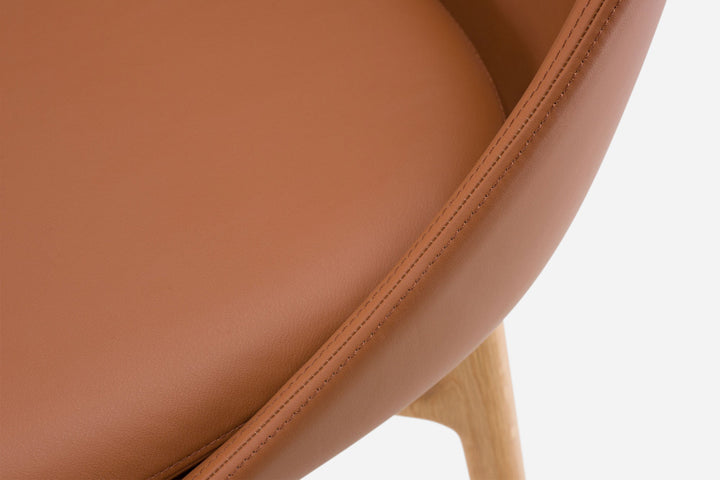 DANISH OILED OAK &amp; BROWN NATURAL GRAIN LEATHER (MODEL: P)