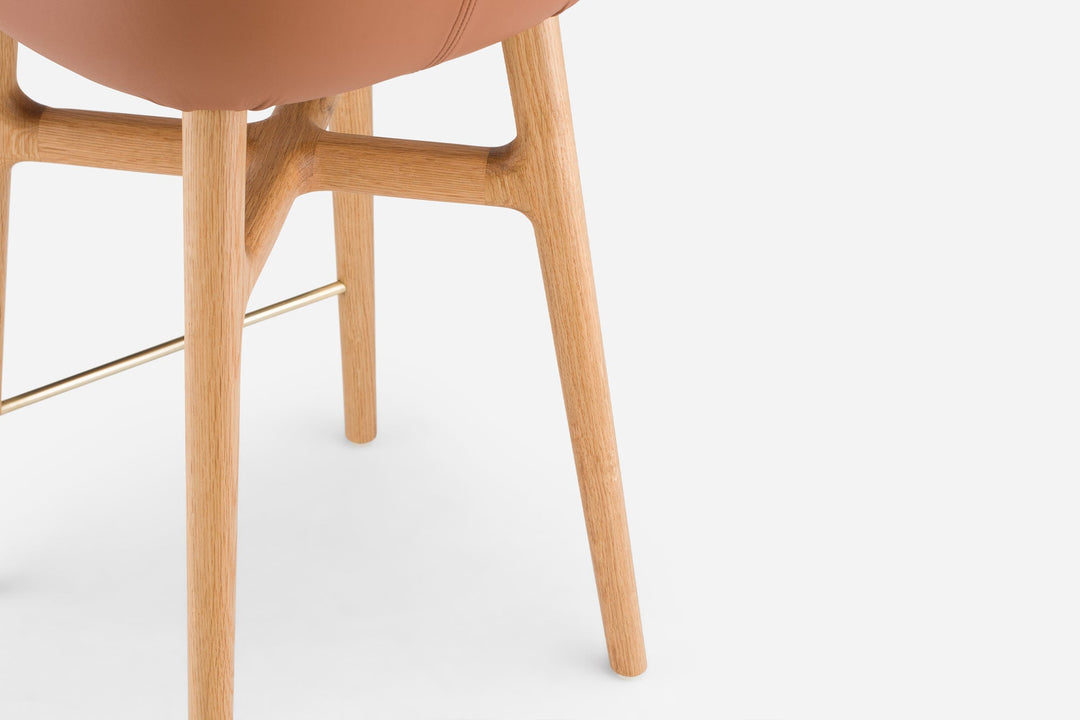 DANISH OILED OAK &amp; BROWN NATURAL GRAIN LEATHER (MODEL: P)