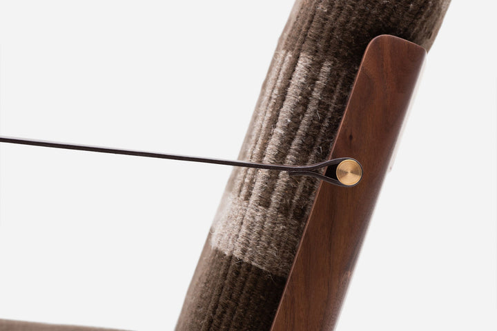 DANISH OILED WALNUT & CASTANHO / RUSSO MANTA LIDO