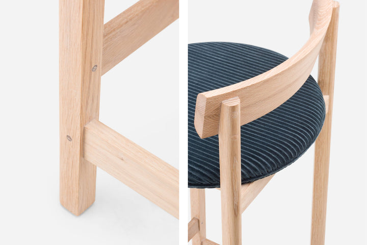 WHITE OILED OAK & PHLOX 0883