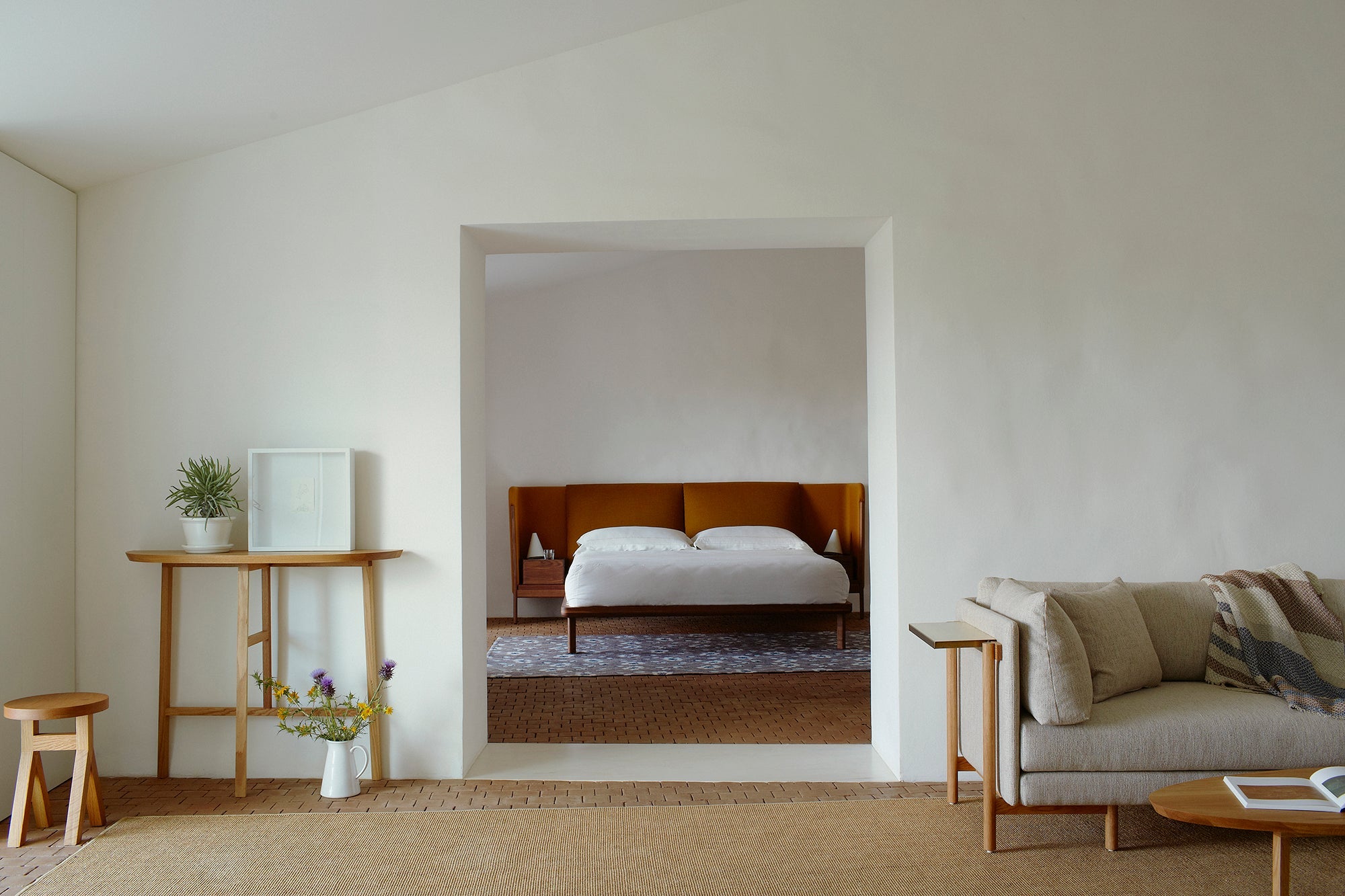 COMMUNE STOOL – De La Espada USA