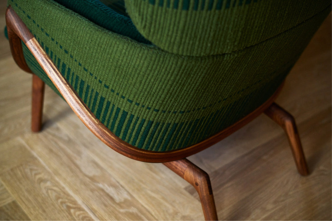 DANISH OILED WALNUT & MANTA LIDO VERDE ESCURO / VERDE TROPA