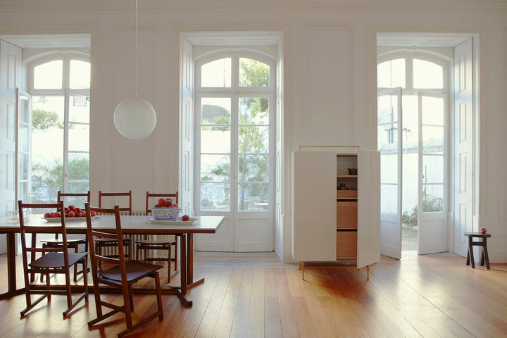 WHITE OILED OAK & WHITE GLOSS HDF & BRUSHED BRASS (+ SHAKER TABLE AND CHAIR, COMMUNE STOOL)