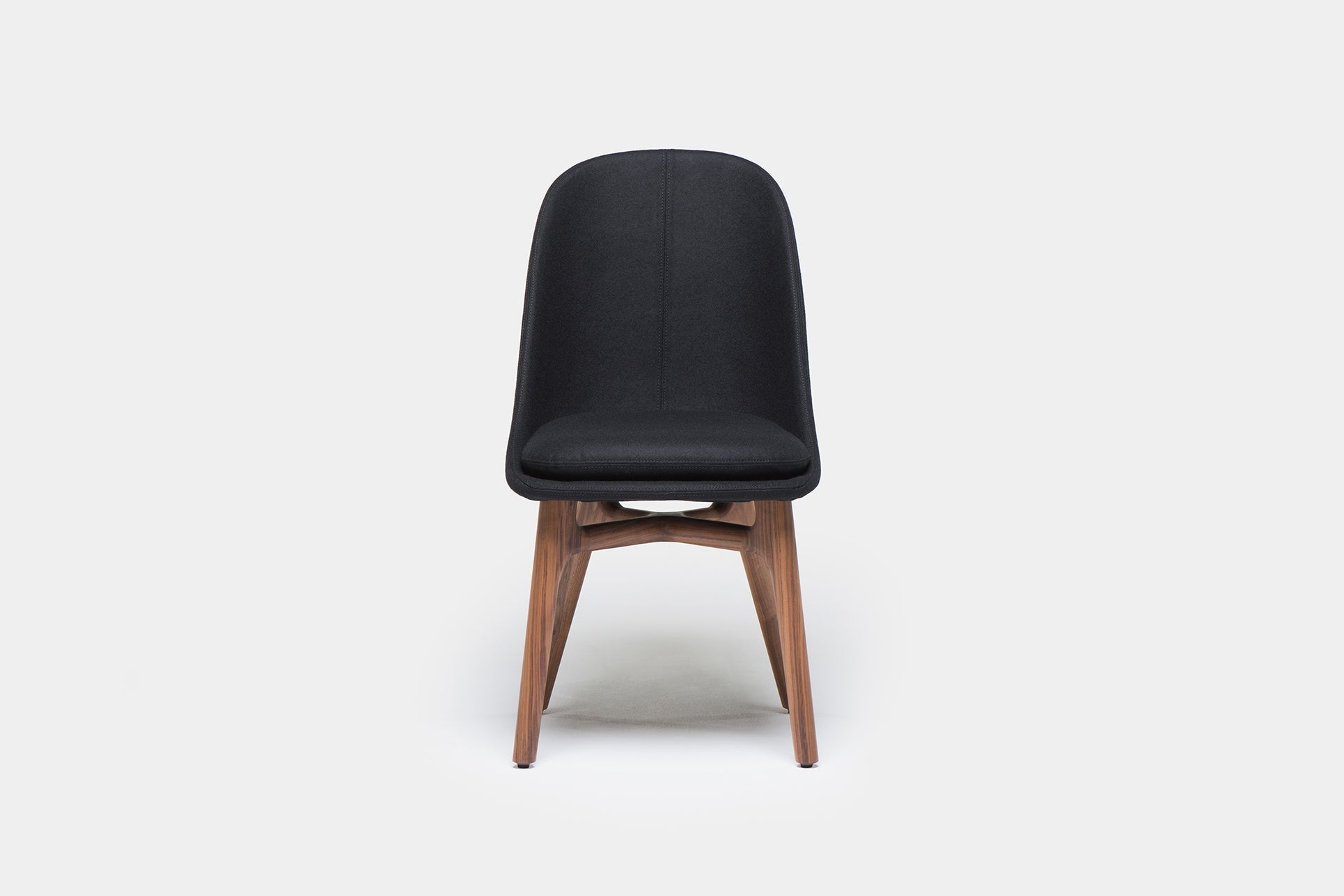 SOLO DINING CHAIR – De La Espada USA