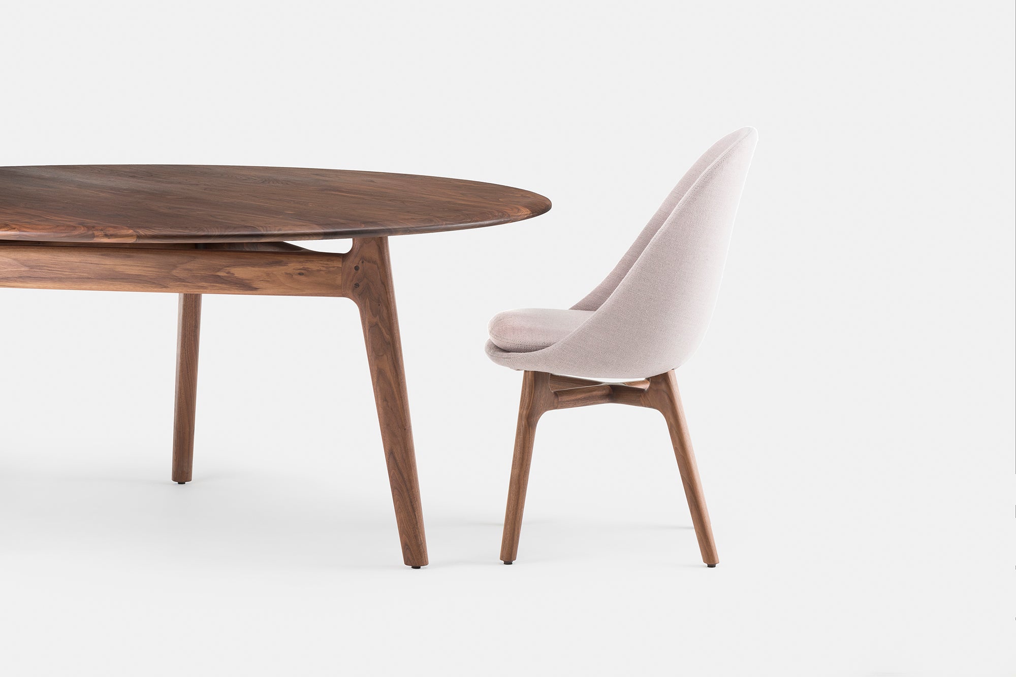 NH×SW . SOLO TABLE① SOLO ROUND TABLE – De La Espada USA
