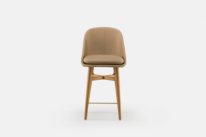 DANISH OILED OAK &amp; CHAI FINISHED LEATHER (MODEL: SP)