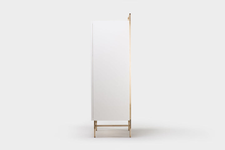 WHITE OILED OAK & WHITE GLOSS HDF & BRUSHED BRASS